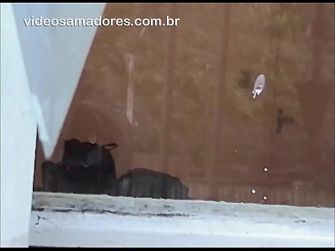 ❤️ Raġel qarn iħares lit-tfajla tiegħu ma' raġel ieħor, jirreġistra video fuck mingħajr ma jfixkel lill-koppja ❌ Video anali f'mt.pornogroupp.ru ❌❤