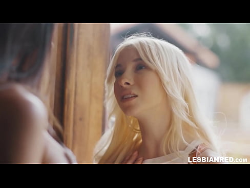 ❤️ It-tifla tiġi d-dar ftit xhur wara u tispiċċa tiekol il-pussy tal-stema taghha ❌ Video anali f'mt.pornogroupp.ru ❌❤